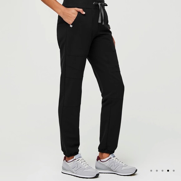 Figs Scrubs Womens Tari Skinny Scrub 
